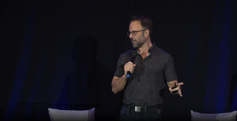 AI: Reinventing the Way We Work (Brad Costanzo)